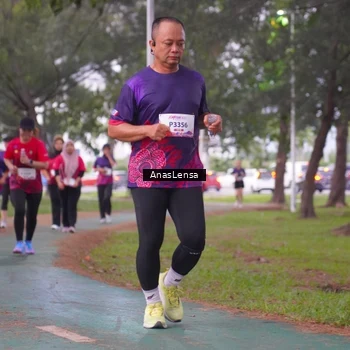 Runner Photo 8443729