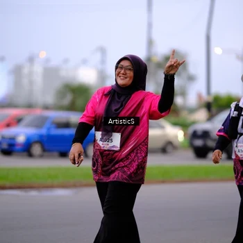 Runner Photo 8443754