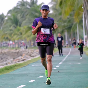 Runner Photo 8443794