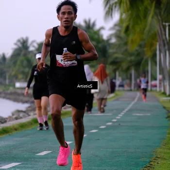 Runner Photo 8443820