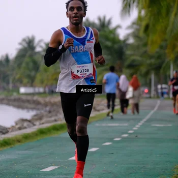 Runner Photo 8443847