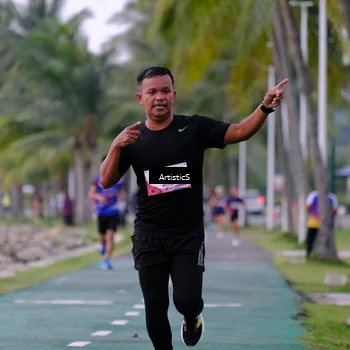 Runner Photo 8443882