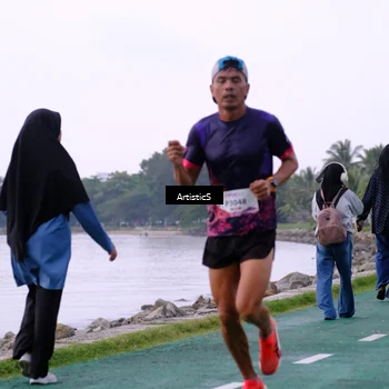 Runner Photo 8443893