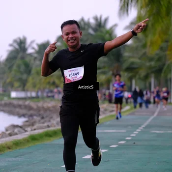 Runner Photo 8443906