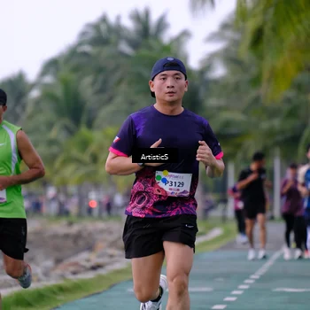 Runner Photo 8443915