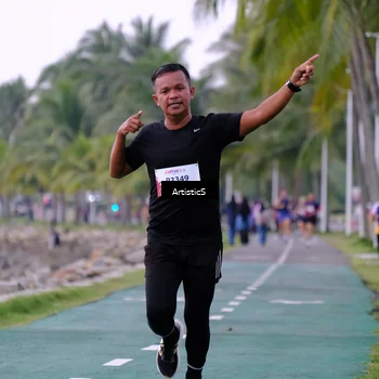 Runner Photo 8443919