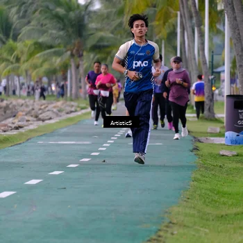 Runner Photo 8443927