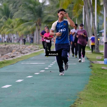 Runner Photo 8443935