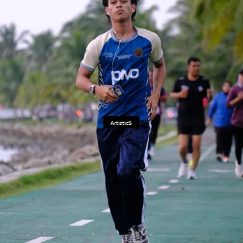 Runner Photo 8443961