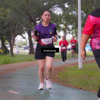 Runner Photo 8444002