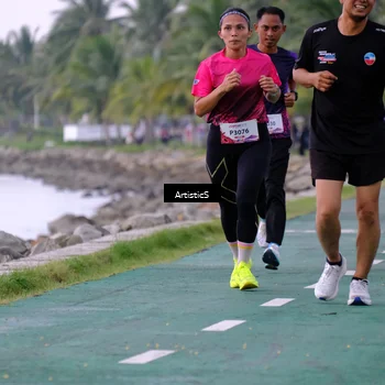 Runner Photo 8444045