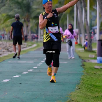 Runner Photo 8444086