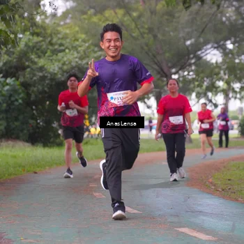 Runner Photo 8444115