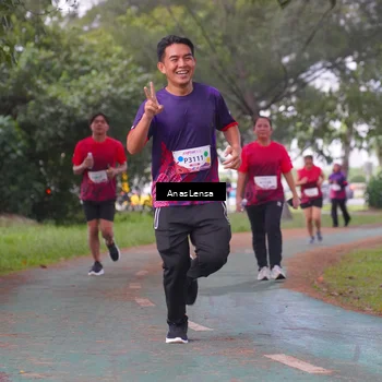 Runner Photo 8444121