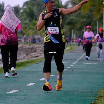 Runner Photo 8444146