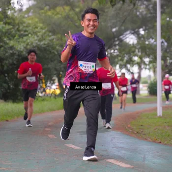 Runner Photo 8444171