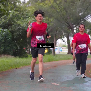 Runner Photo 8444181