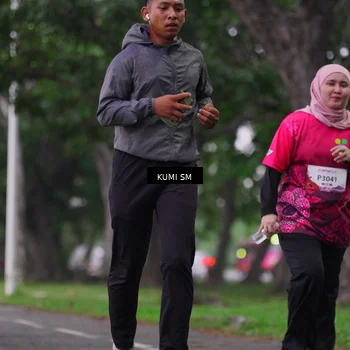 Runner Photo 8444284