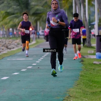 Runner Photo 8444300