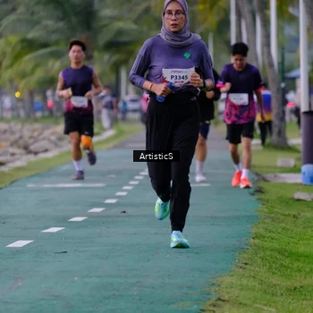 Runner Photo 8444302