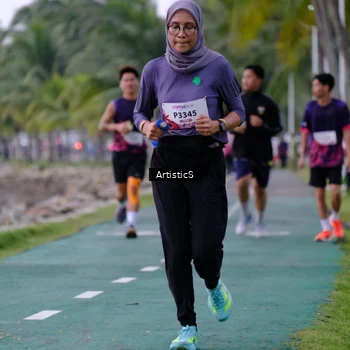 Runner Photo 8444309