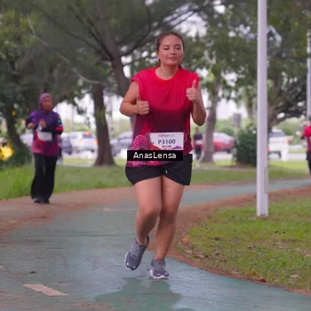 Runner Photo 8444326
