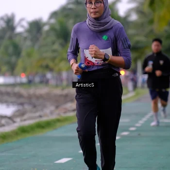 Runner Photo 8444337