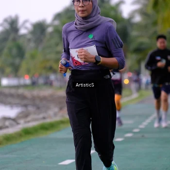 Runner Photo 8444339