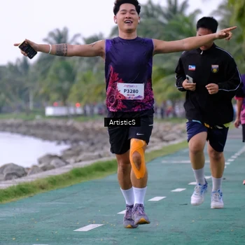 Runner Photo 8444340