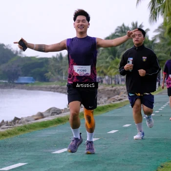 Runner Photo 8444363