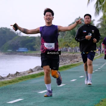 Runner Photo 8444364