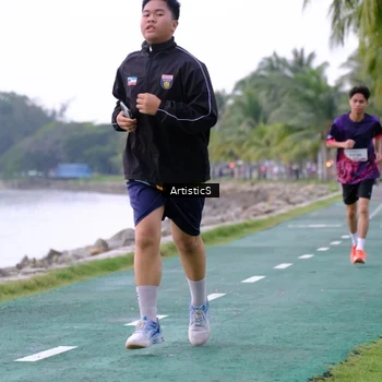 Runner Photo 8444371