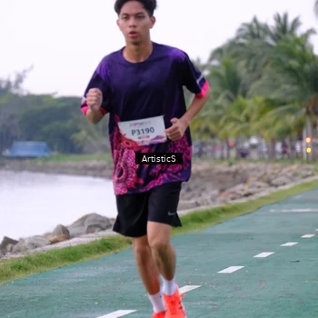 Runner Photo 8444373