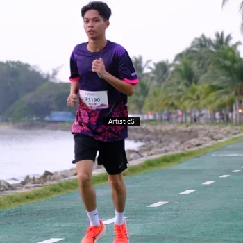 Runner Photo 8444376