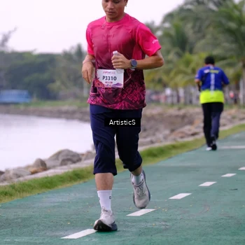 Runner Photo 8444406