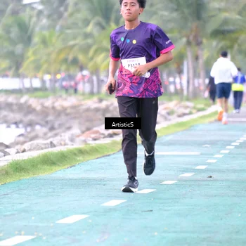 Runner Photo 8444504