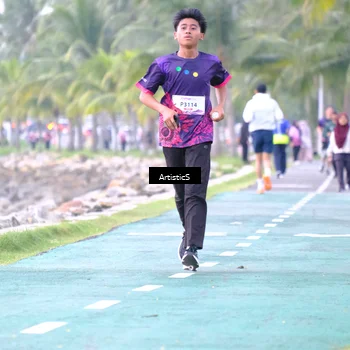 Runner Photo 8444509
