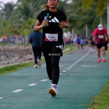 Runner Photo 8444703