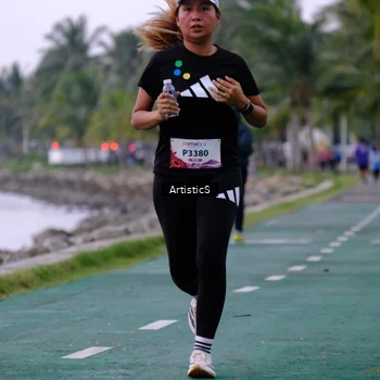 Runner Photo 8444709