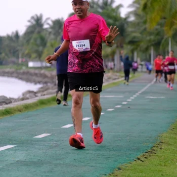 Runner Photo 8444733