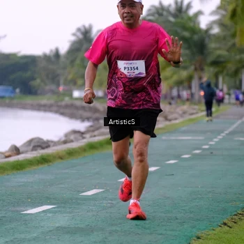 Runner Photo 8444739