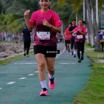 Runner Photo 8444759