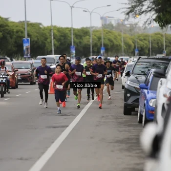 Runner Photo 8444764