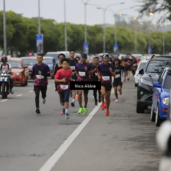 Runner Photo 8444773