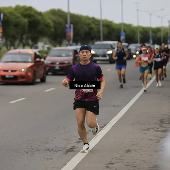 Runner Photo 8444806