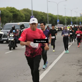 Runner Photo 8444870