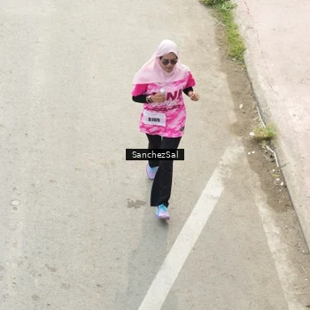 Runner Photo 8444891