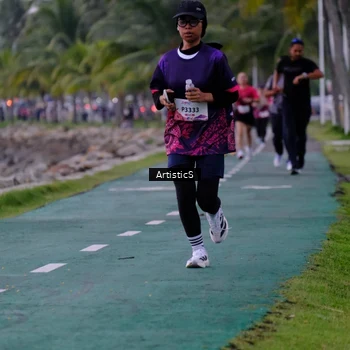 Runner Photo 8444972