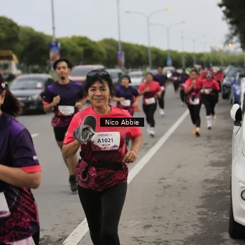 Runner Photo 8445010