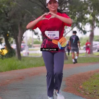 Runner Photo 8445028